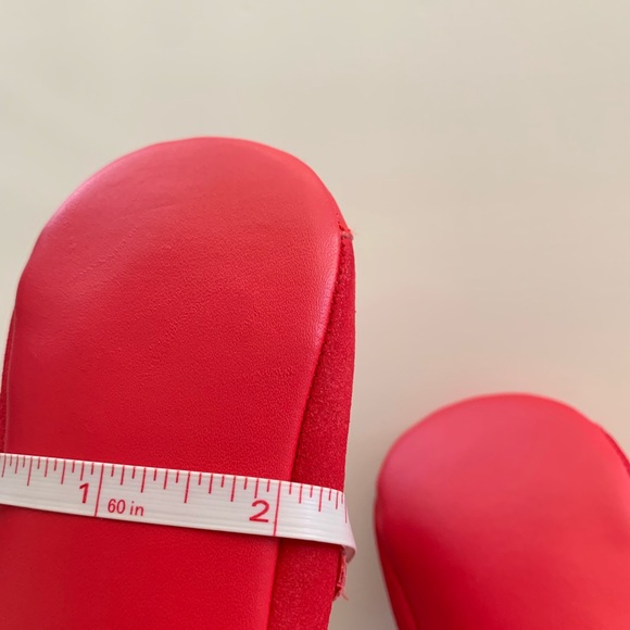 ❌SOLD❌Gymboree baby shoes - Picture 7 of 8